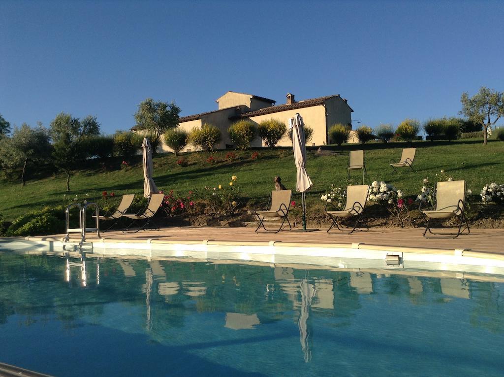 Agriturismo Podere La Marronaia ซานจีมิญญาโน ภายนอก รูปภาพ