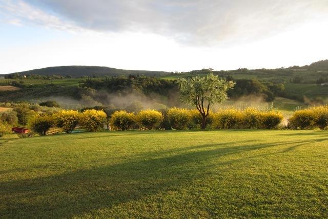 Agriturismo Podere La Marronaia ซานจีมิญญาโน ภายนอก รูปภาพ